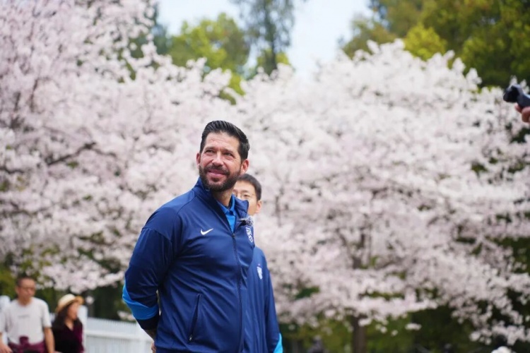 bet365官方网站-莫拉春日东湖行 邀您赏樱花、来看球